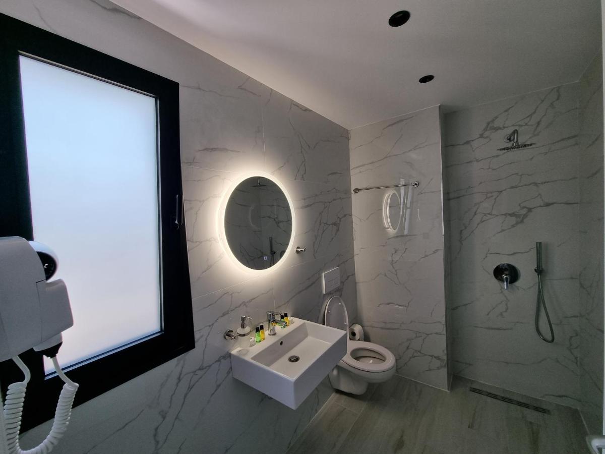 Përmet White Villa מראה חיצוני תמונה