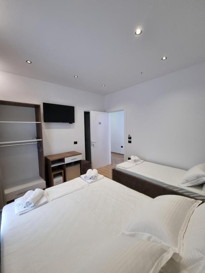 Përmet White Villa מראה חיצוני תמונה