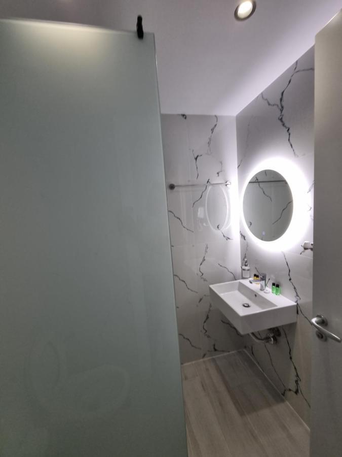 Përmet White Villa מראה חיצוני תמונה