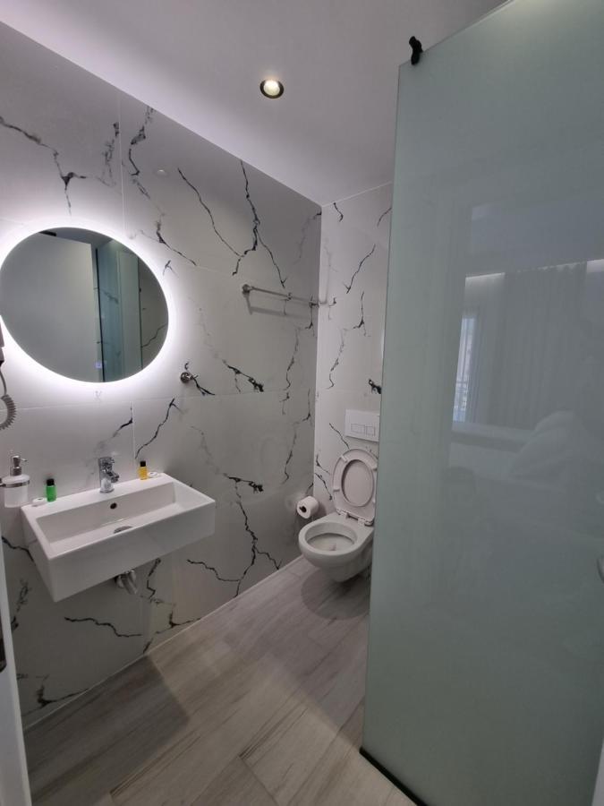Përmet White Villa מראה חיצוני תמונה