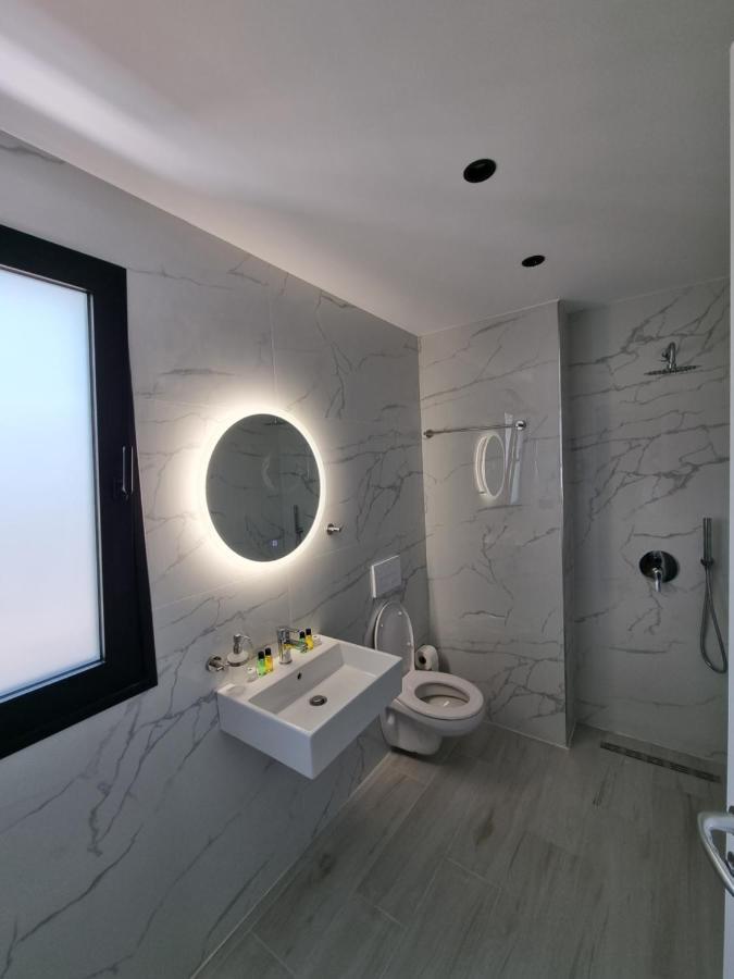 Përmet White Villa מראה חיצוני תמונה