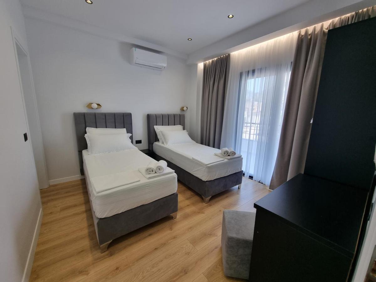 Përmet White Villa מראה חיצוני תמונה