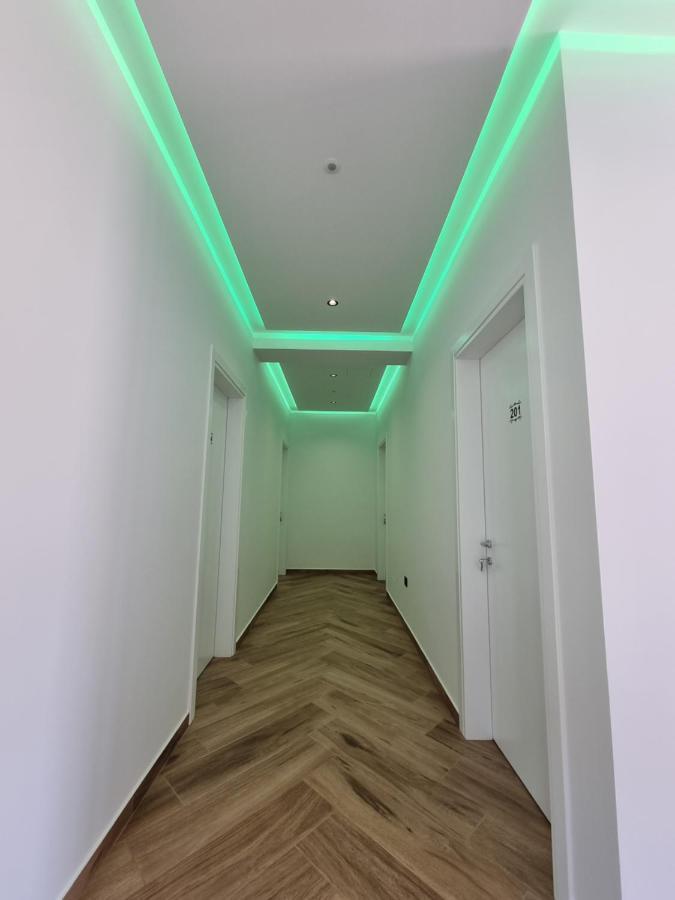 Përmet White Villa מראה חיצוני תמונה